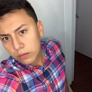 Meet your Posher, Juan camilo